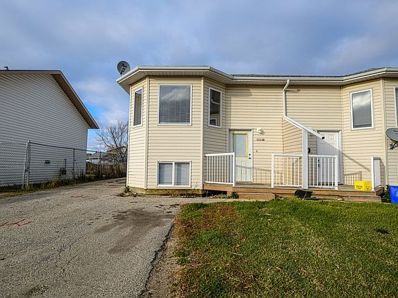 3rd image of 9224 94a Ave #B