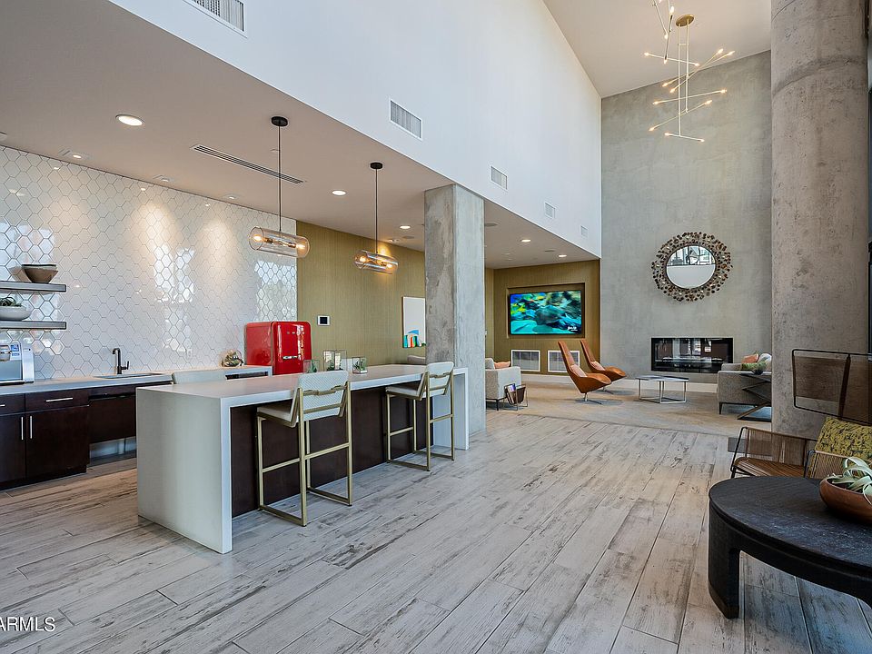 1st image of 3131 N CENTRAL Avenue #7016
