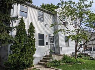 16 Harriet St, Norwalk, CT 06851