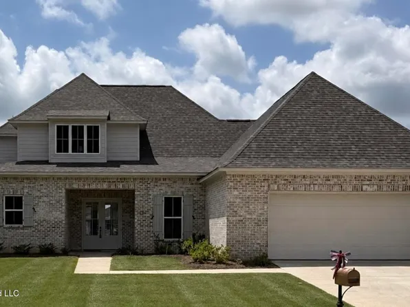 104 Herons Bay Cir, Madison, MS 39110