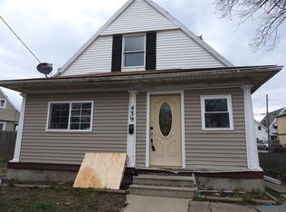 439 Clark St, Toledo, OH 43605
