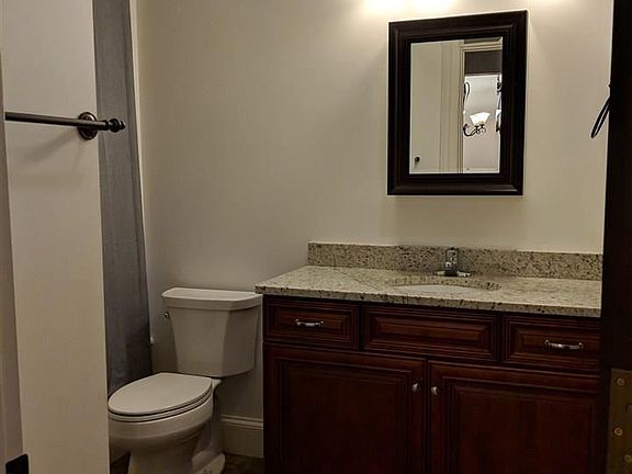 5th image of 106 Woodlawn Ave #2F