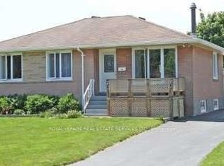 7 Kingsmere Cres, Brampton, ON L6X1Z3