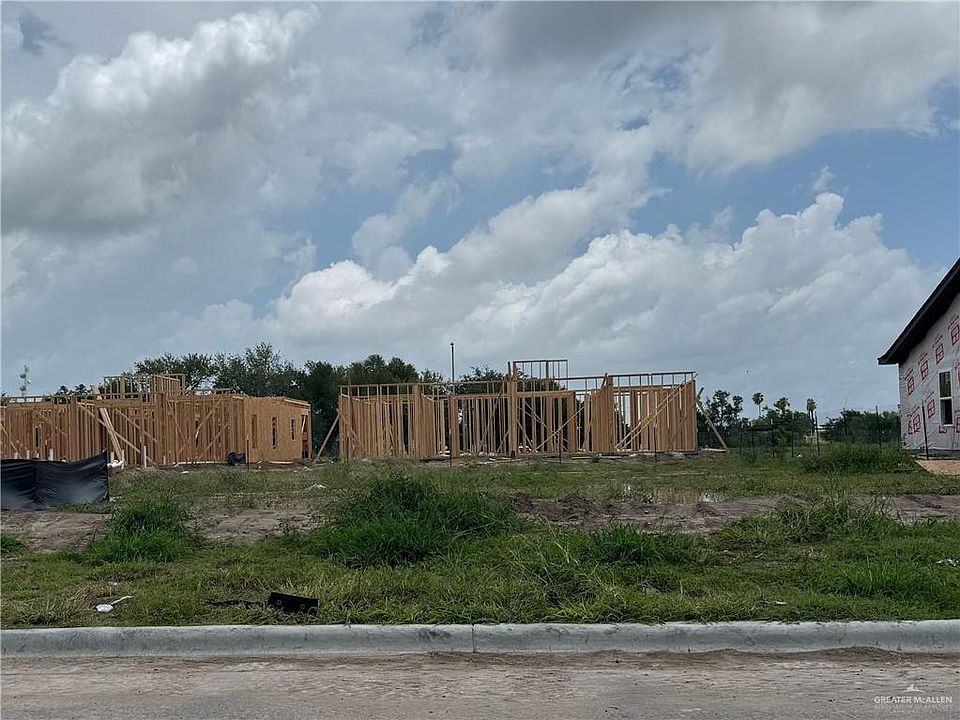 1st image of 51 Trinity St