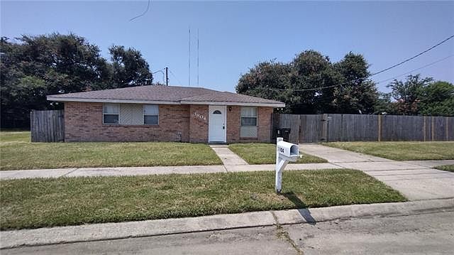 1st image of 3804 Volpe Dr