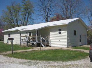 2099 S 5th St, Merom, IN 47861