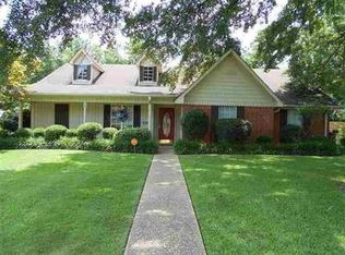 1606 W Northwood Ct, Longview, TX 75605