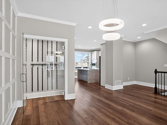 3rd image of 166 Vanira Ave SE APT 2