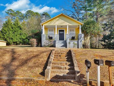 200 Bulwinkle Dr, Walhalla, SC, 29691