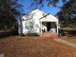 2 Forest Ave, Butler, GA 31006