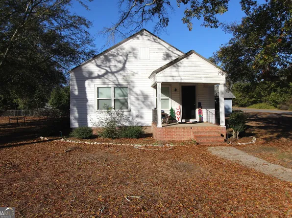 2 Forest Ave, Butler, GA 31006