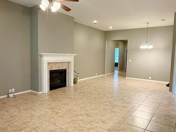 3rd image of 25402 Melody Canyon Ct