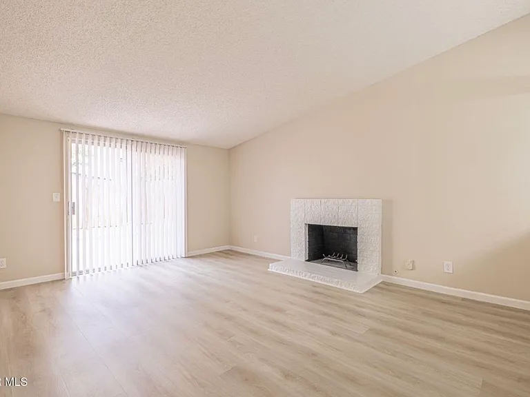 44256 Gingham Ave — Photo 6