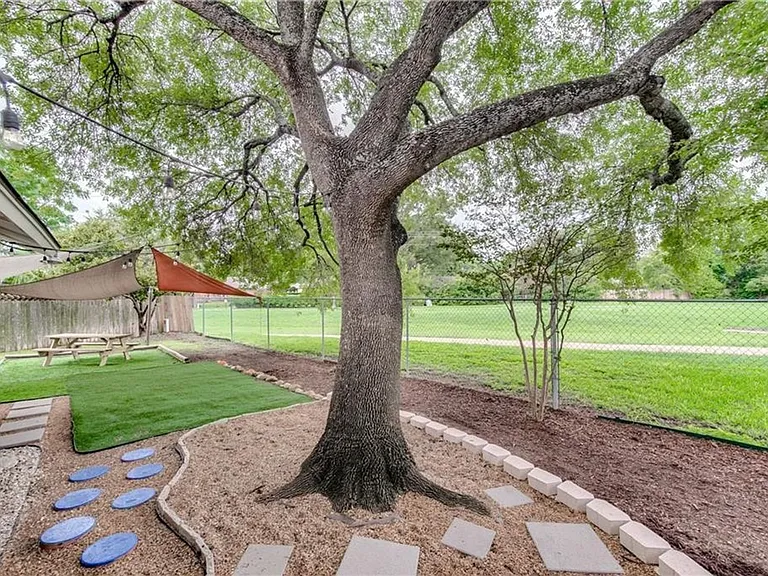 12314 Wipple Tree Cv — Photo 26
