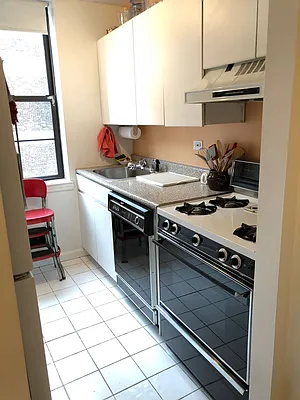 Rented by Quatrone Realty | media 21