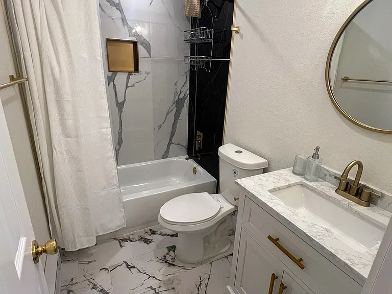 4679 Vine St #ADU — Photo 7