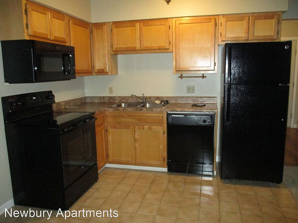 2nd image of 116 Newbury Hollow Ln #6883746