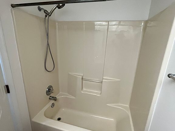 4th image of 4505 Renwood Ct