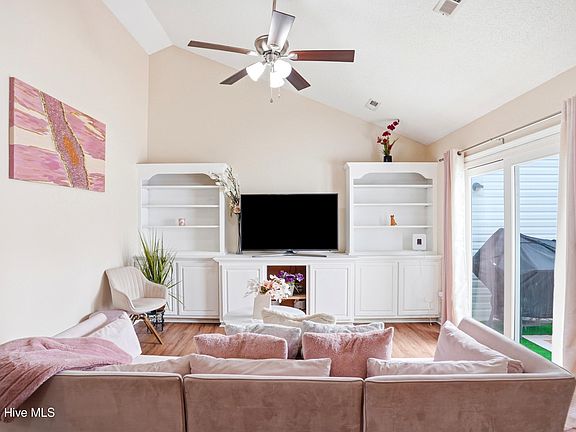 5th image of 3006 Lauren Place Drive #105
