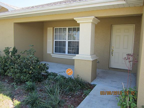 2nd image of 104 NE 23rd Ter