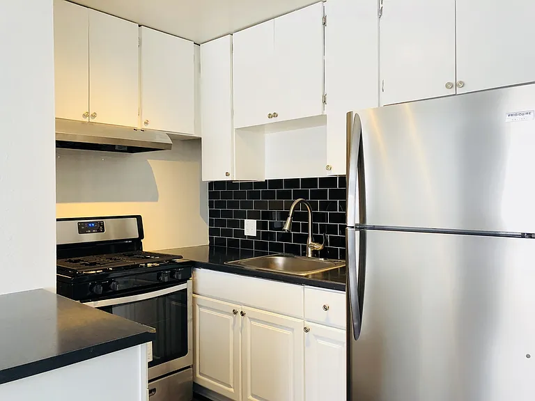 Playa Palms Apartments LLC — Photo 20