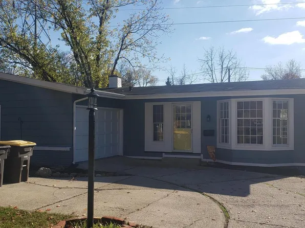 205 Southfair Ct, Fort Wayne, IN 46807