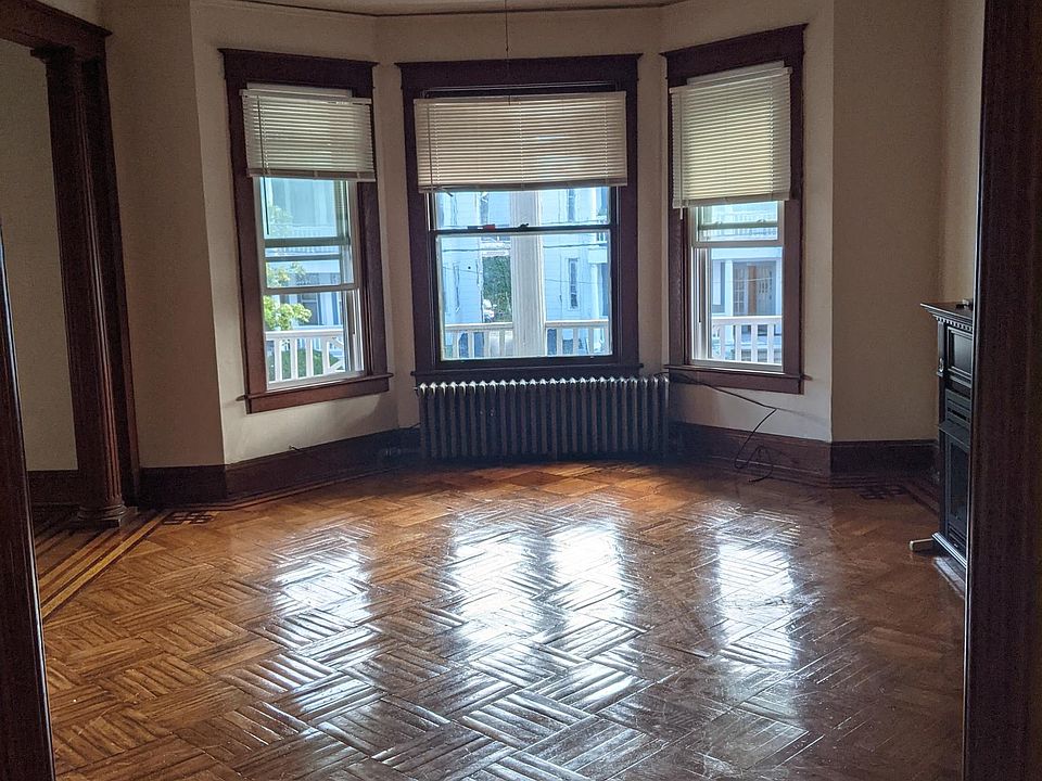 1st image of 918 Park Ave #2