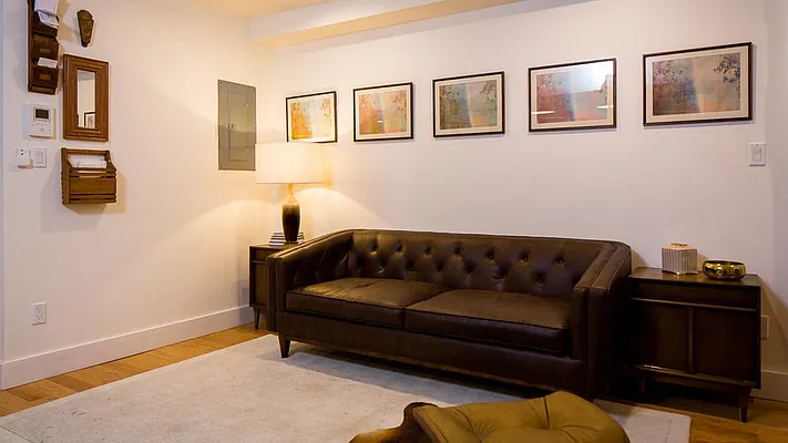 Rented by Nooklyn NYC LLC | media 26