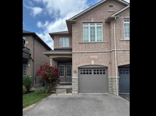 7435 Saint Barbara Blvd, Mississauga, ON L5W 0G3