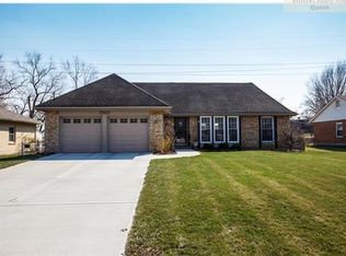 7707 W 90th Ter, Overland Park, KS 66212