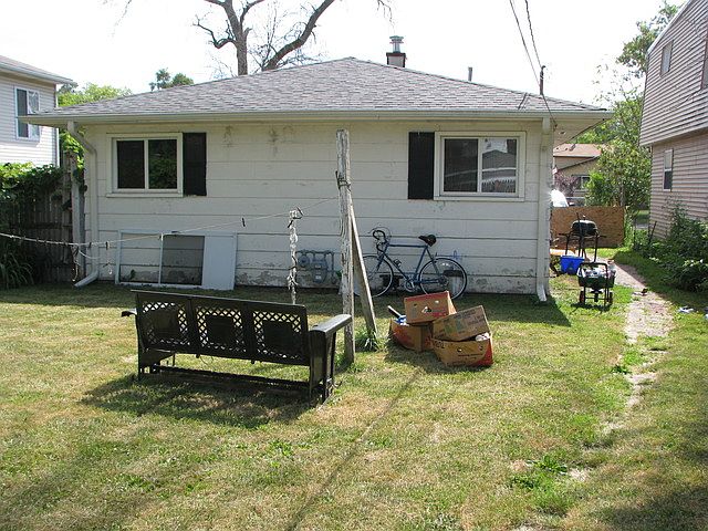 2nd image of 3102 Gilboa Ave
