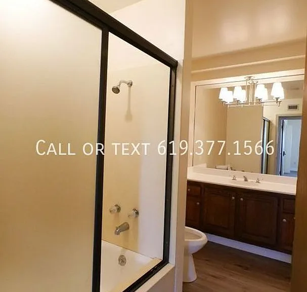 College Rental on 54th St. — Photo 17