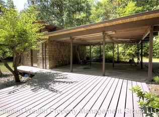 225 Dolphin Pl, Bellingham, WA 98229