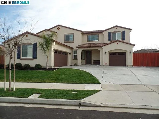 690 Monte Verde Ln photo 1