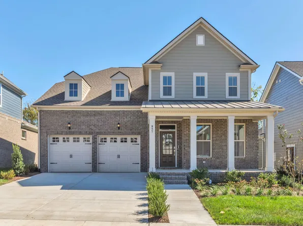 857 Nightingale Ave, Hendersonville, TN 37075