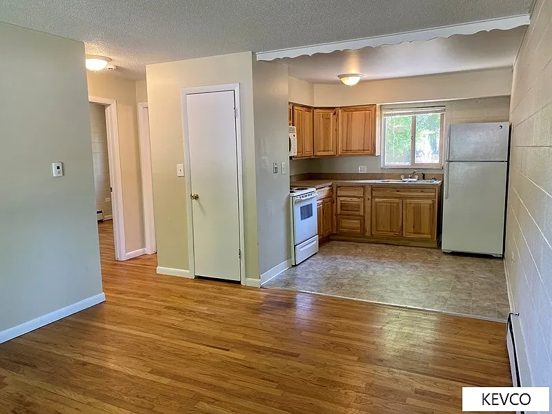 2 bed, $1,550 — Photo 4
