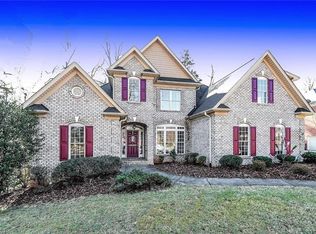 4940 Century Oaks Ln, Winston Salem, NC 27106
