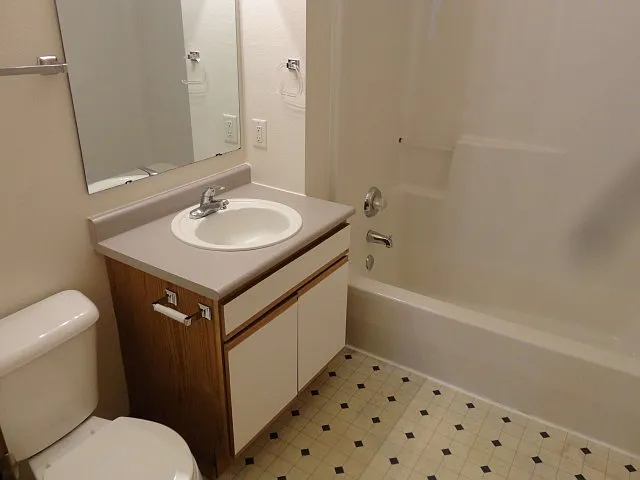 3 bedroom, 2 bathroom 3 bedroom, 2 bathroom