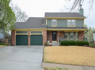 11633 Cody St, Overland Park, KS 66210