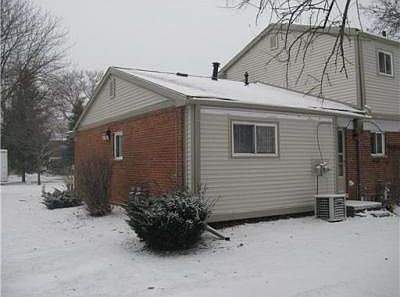 2nd image of 3405 Williamsburg Rd