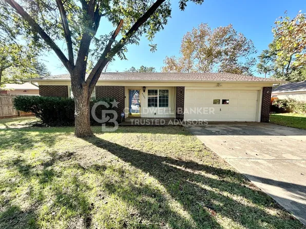 4205 52nd St, Lubbock, TX 79413
