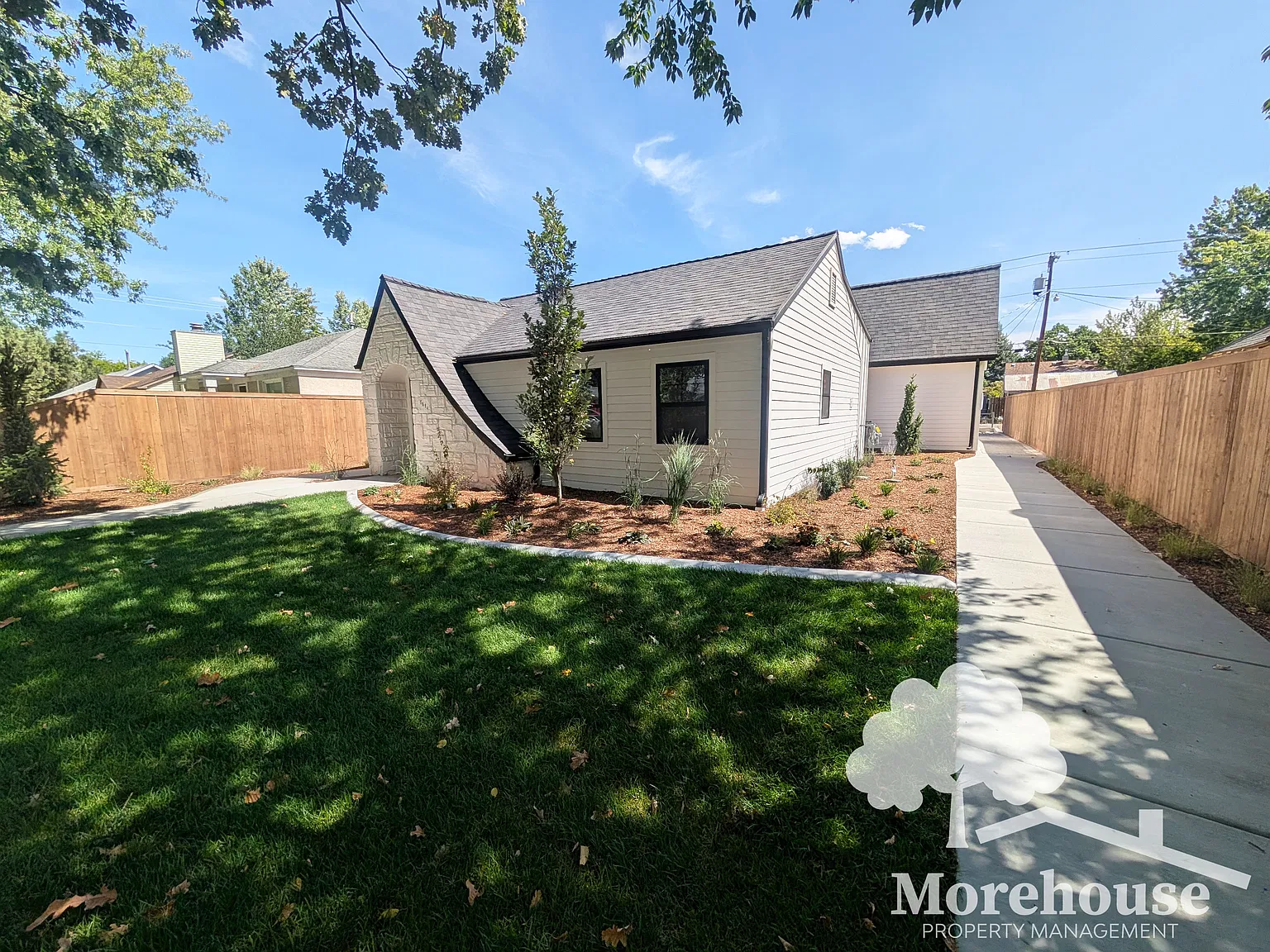 1 bed, 715 sqft, $1,745 — Photo 1