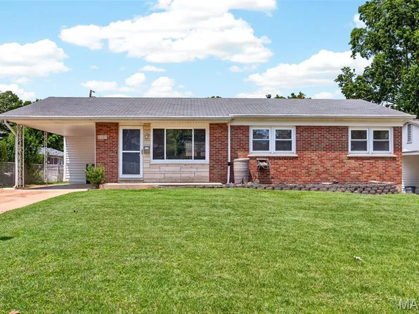 4849 Mohegan Dr, Saint Louis, MO 63123