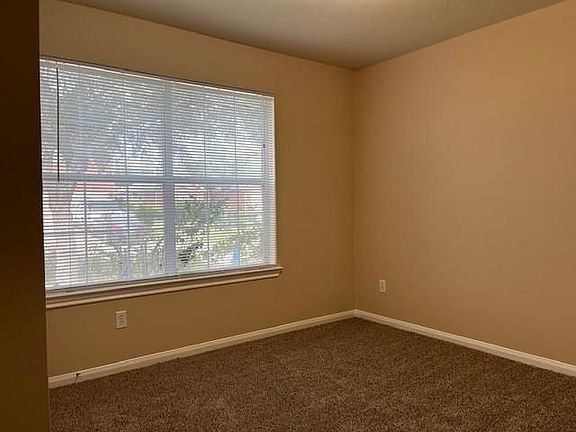 4th image of 2403 Birch Canyon Ct