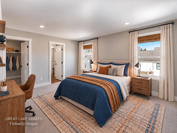5th image of 684 Vienna Way