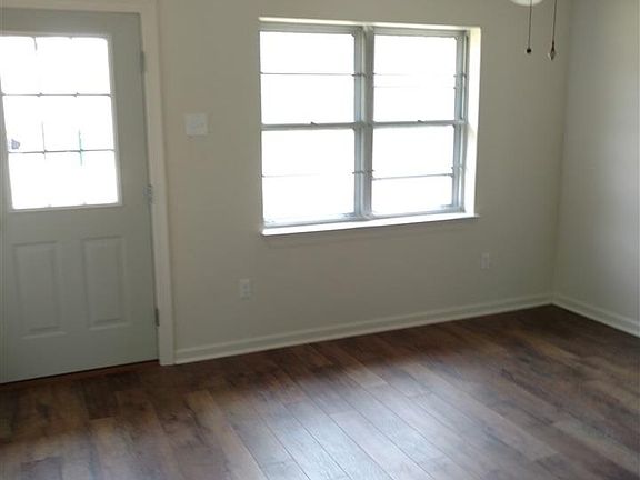 4th image of 7217 Linda Lee Dr