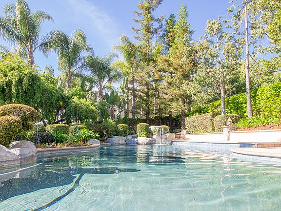 pool w/rock waterfall