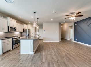 817 Wilmott Ter, Justin, TX 76247