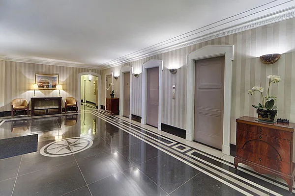 Sold by Corcoran | media 7