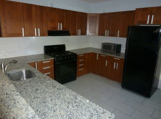 1421 Cambridge St, Philadelphia, PA 19130